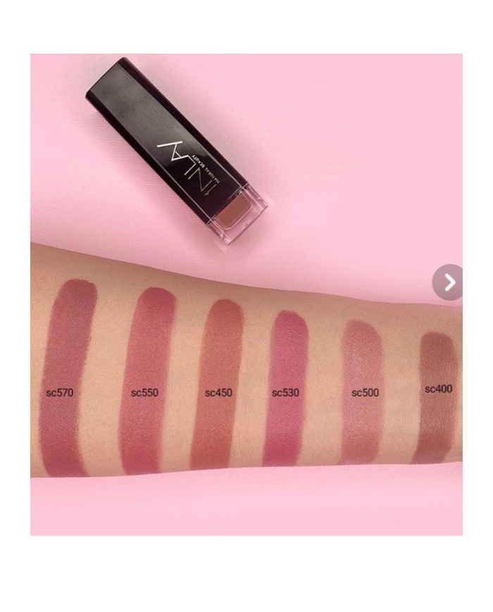 رژ لب ضد افتاب این لی sc400